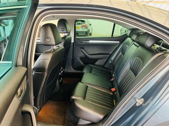 SKODA SUPERB 2.0 Superb SE L Executive TSi Semi-Auto 5dr