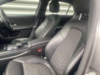 MERCEDES-BENZ A-CLASS 1.5 A 180 D SE Executive Auto 5dr