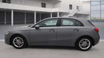 MERCEDES-BENZ A-CLASS 1.5 A 180 D SE Executive Auto 5dr