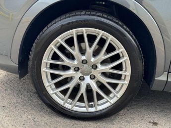 AUDI Q3 2.0 Q3 S Line+ TDI Quattro Semi-Automatic 4WD 5dr - NATIONAL DEL