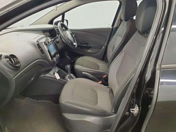 RENAULT CAPTUR 1.5 Captur Dynamique MediaNav dCi Automatic 5dr - NATIONAL DELIV