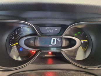 RENAULT CAPTUR 1.5 Captur Dynamique MediaNav dCi Automatic 5dr - NATIONAL DELIV