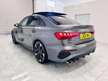 Audi A3 2.0 S3 Vorsprung TFSI Quattro Semi-Auto 4WD 4dr