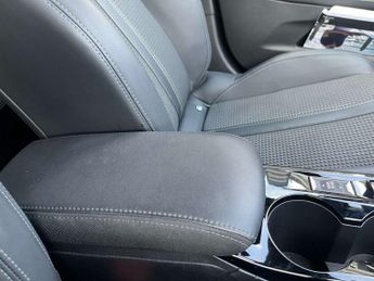 PEUGEOT 2008 2008 GT EV 5dr