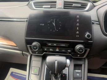 HONDA CR-V 1.5 CR-V SR i-VTec CVT 4WD 5dr
