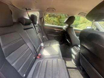 HONDA CR-V 1.5 CR-V SR i-VTec CVT 4WD 5dr