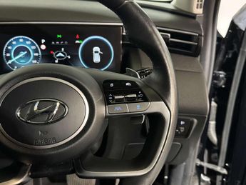 HYUNDAI TUCSON 1.6 Tucson Premium TGDi HEV Auto 5dr