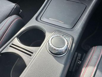 MERCEDES-BENZ GLA 2.1 GLA 200 D AMG Line Premium Auto 5dr