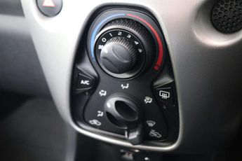 PEUGEOT 108 1.0 108 Active Semi-Auto 5dr