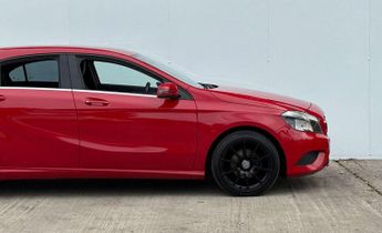 Mercedes-Benz A-CLASS 1.5 A180 BlueEfficiency SE CDi Auto 5dr