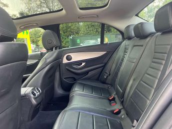 MERCEDES-BENZ E-CLASS 2.0 E 220 D SE Premium Auto 4dr