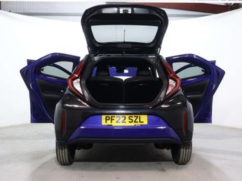 TOYOTA AYGO X 1.0 Aygo X Edge VVT-i Auto 5dr