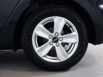 AUDI A1 1.0 A1 Sportback 30 TFSI Technik Semi-Auto 5dr