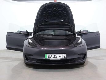 TESLA MODEL 3 Model 3 Standard-Range + 4dr