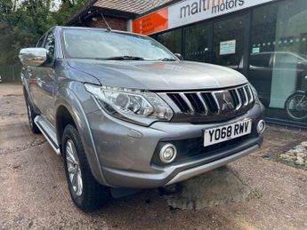 Mitsubishi L200 2.4 L200 Warrior DI-D 4WD