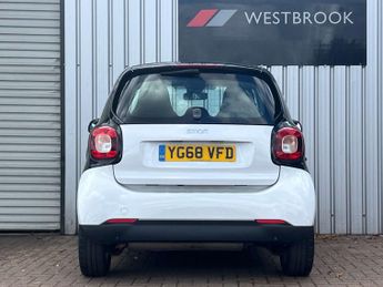 Smart fortwo 1.0 Passion Coupe 2dr Petrol Manual Euro 6 (s/s) (71 ps)