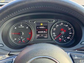 AUDI Q3 2.0 Q3 S Line TDI Quattro Semi-Automatic 4WD 5dr - NATIONAL DELI