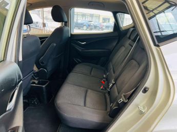 HYUNDAI IX20 1.6 ix20 SE Auto 5dr
