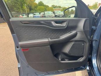 FORD KUGA 2.5 Kuga ST-Line PHEV CVT 5dr