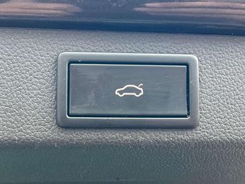 SKODA SUPERB 2.0 TDI Laurin & Klement Estate 5dr Diesel DSG Auto 6Spd Euro 6