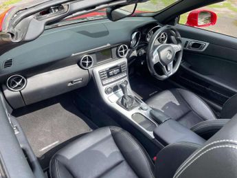 Mercedes-Benz SLK 1.8 SLK 200 AMG Sport BlueEfficiency Auto 2dr