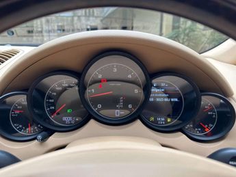PORSCHE CAYENNE 3.0 Cayenne V6 D Tiptronic 4WD 5dr