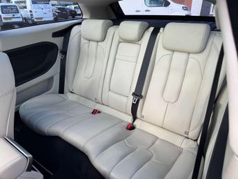LAND ROVER RANGE ROVER EVOQUE 2.2 Range Rover Evoque Prestige SD4 Automatic 4WD 3dr - NATIONAL