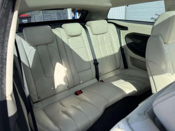 LAND ROVER RANGE ROVER EVOQUE 2.2 Range Rover Evoque Prestige SD4 Automatic 4WD 3dr - NATIONAL