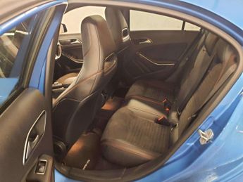 MERCEDES-BENZ A-CLASS 2.1 A220 BlueEfficiency AMG Sport CDi Automatic 5dr - NATIONAL D