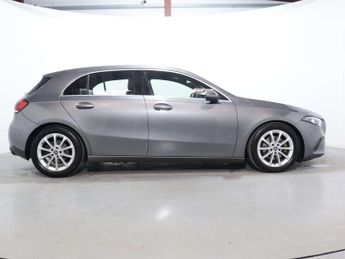 MERCEDES-BENZ A-CLASS 1.3 A 200 Sport Exeutive Auto 5dr