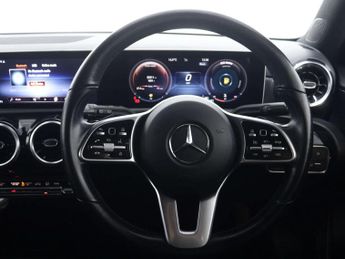 MERCEDES-BENZ A-CLASS 1.3 A 200 Sport Exeutive Auto 5dr