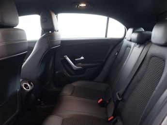 MERCEDES-BENZ A-CLASS 1.3 A 200 Sport Exeutive Auto 5dr