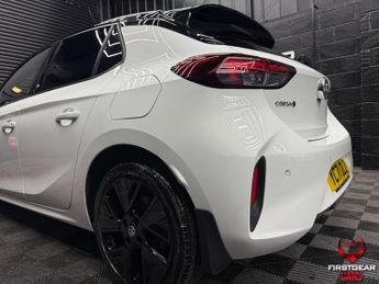 Vauxhall Corsa Electric 50kWh SRi Nav Premium Hatchback 5dr Electric Auto (7.4K