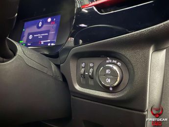 Vauxhall Corsa Electric 50kWh SRi Nav Premium Hatchback 5dr Electric Auto (7.4K