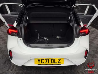 Vauxhall Corsa Electric 50kWh SRi Nav Premium Hatchback 5dr Electric Auto (7.4K