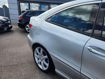 MERCEDES-BENZ CLC 2.1 CLC220 CDi SE Auto 3dr