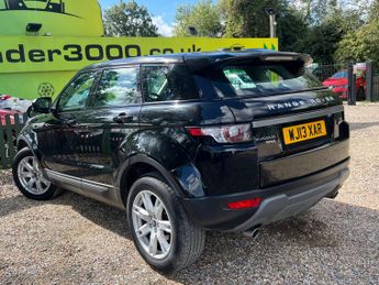 LAND ROVER RANGE ROVER EVOQUE 2.2 Range Rover Evoque Pure SD4 Auto 4WD 5dr