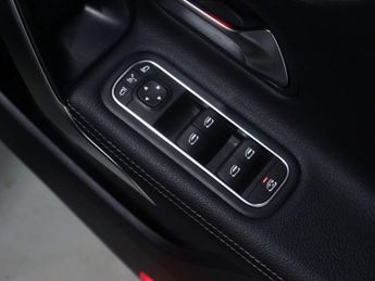 MERCEDES-BENZ CLA 1.3 CLA 180 AMG Line Premium Auto 4dr