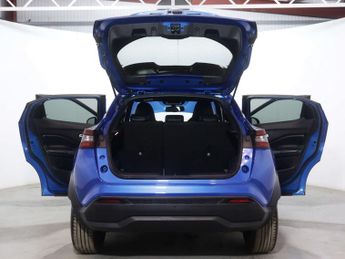 NISSAN JUKE 1.6 Juke N-Connecta HEV CVT 5dr