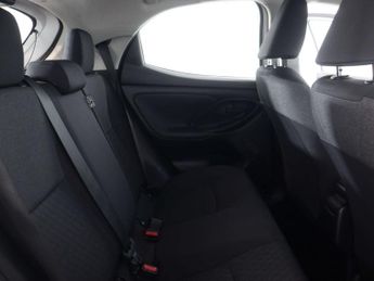 TOYOTA YARIS 1.5 Yaris Icon HEV CVT 5dr