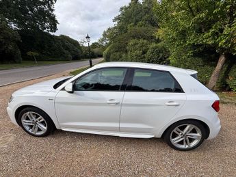 AUDI A1 1.5 A1 Sportback 35 TFSI S Line Semi-Auto 5dr
