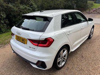 AUDI A1 1.5 A1 Sportback 35 TFSI S Line Semi-Auto 5dr