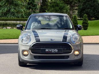 MINI HATCH 1.5 Cooper D Auto 5dr