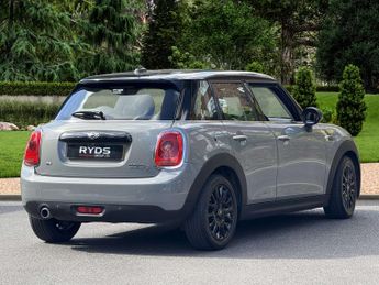 MINI HATCH 1.5 Cooper D Auto 5dr