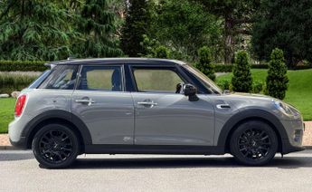 MINI HATCH 1.5 Cooper D Auto 5dr