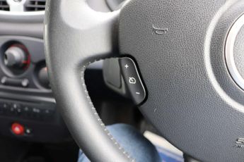 RENAULT CLIO 1.5 Clio Dynamique TomTom DCI 5dr