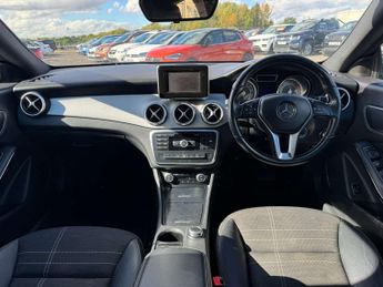 MERCEDES-BENZ CLA 2.1 CLA 220 Sport CDi Automatic 4dr - NATIONAL DELIVERY*