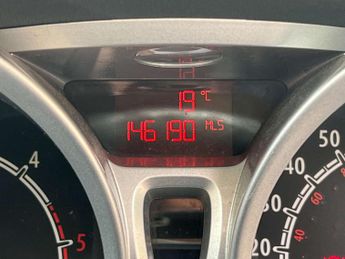 FORD FIESTA 1.6 Fiesta Titanium 90 TDCi 5dr
