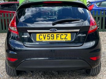 FORD FIESTA 1.6 Fiesta Titanium 90 TDCi 5dr