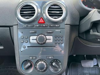 VAUXHALL CORSA 1.4 Corsa SE Auto 5dr